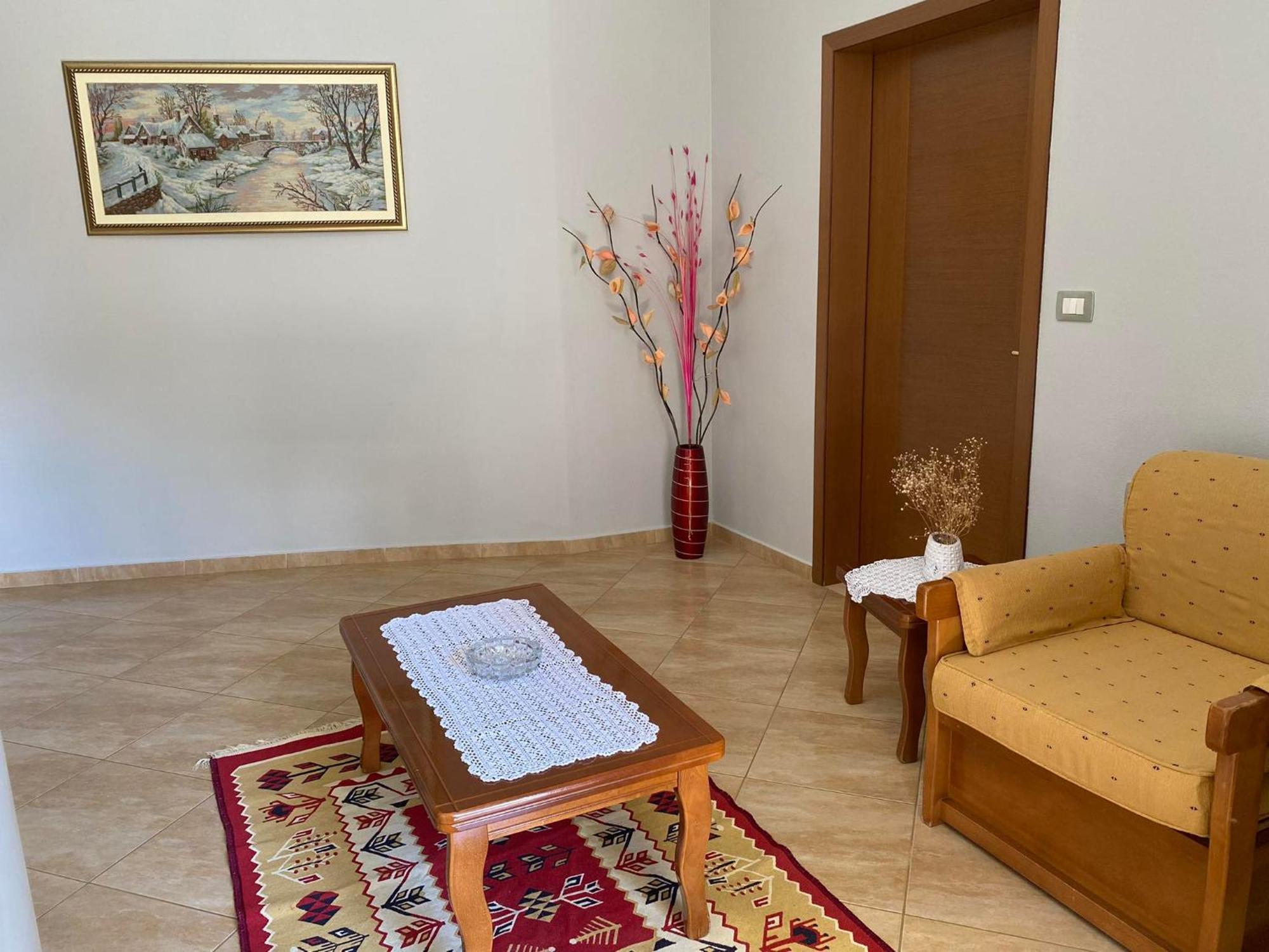 Guest House Persa Gjirokaster Exterior photo